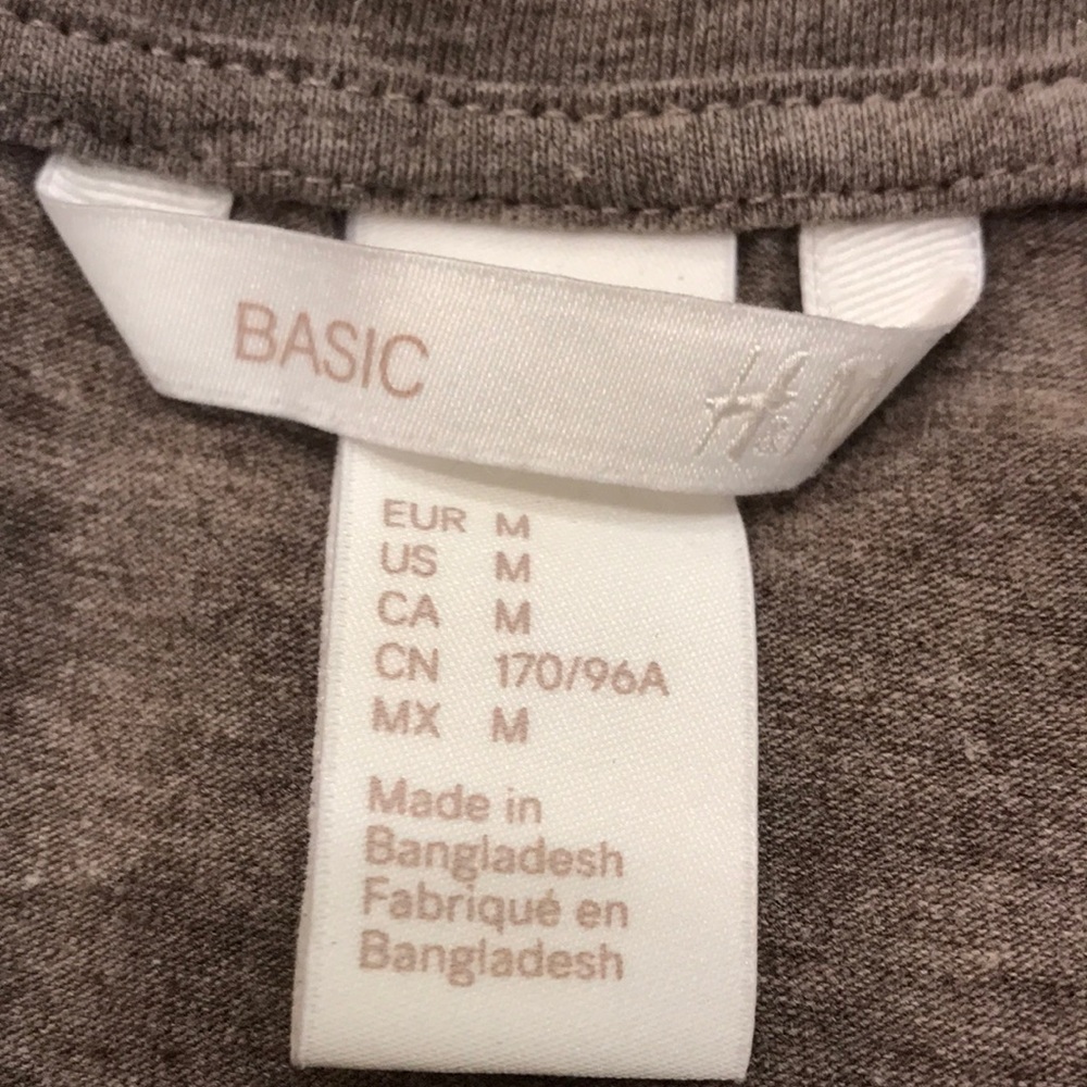 H&M Basic Athletic Top - Picture 3 of 6